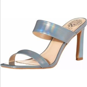 Vince camuto Brisstol blue heels